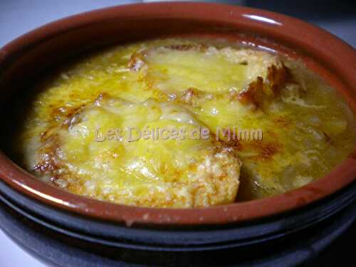 Soupe à l'oignon gratinée au Comté