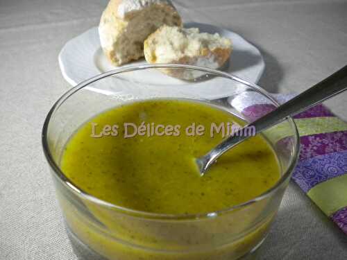 Soupe de courgettes rapide et light au Soup & Co.