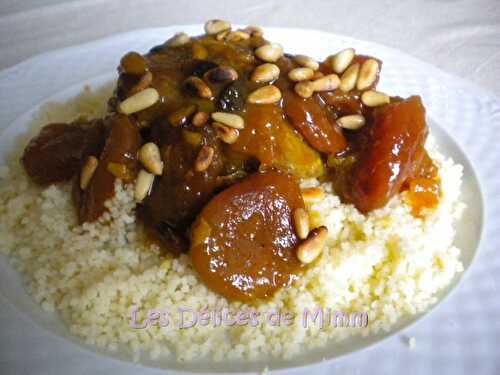 Tajine de dinde aux abricots et aux pignons de pin