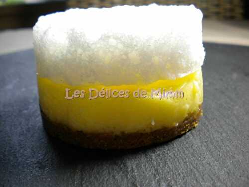 Tartelette au citron et sa coque de bulles givrées