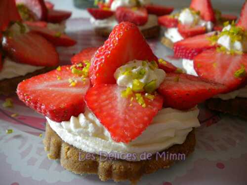 Tartelettes aux fraises, crème mascarpone à la pistache