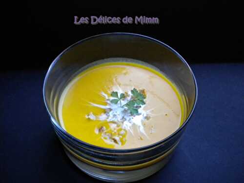 Velouté de potimarron au praliné de noisettes