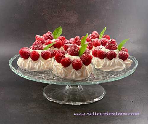 Petites pavlovas aux framboises