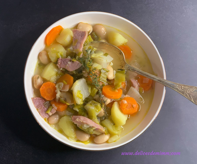 Soupe paysanne au talon de jambon