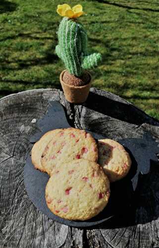 Cookies aux pépites choco-fraises