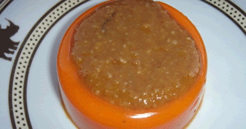 Bavarois de carottes, sauce miso-noix