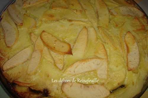 Clafoutis aux pommes et aux fruits secs