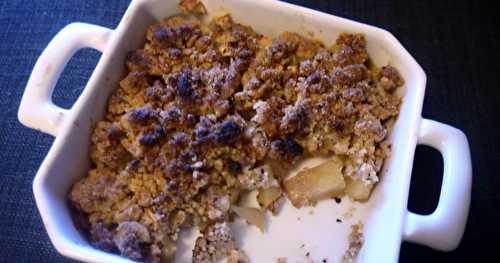 Crumble de pommes aux noisettes