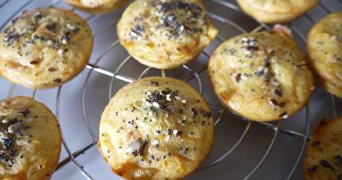 Muffins aux carottes, olives, parmesan et graines