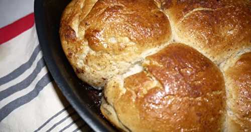 Pani Popo, brioche au lait de coco et à la cannelle