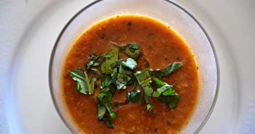 Potage glacé  tomate-basilic