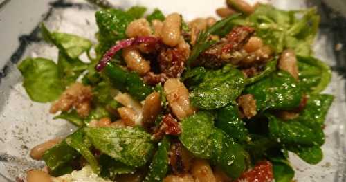 Salade aux mogettes, tomates confites et parmesan