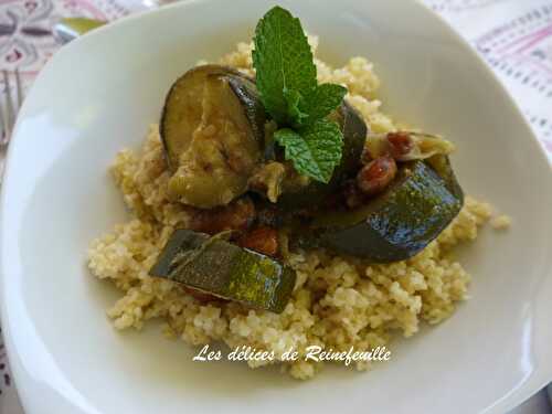 Tajine de courgettes aux amandes 