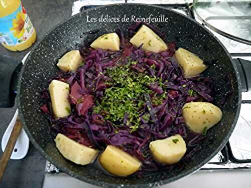 Ragout de chou rouge au cidre et aux pommes