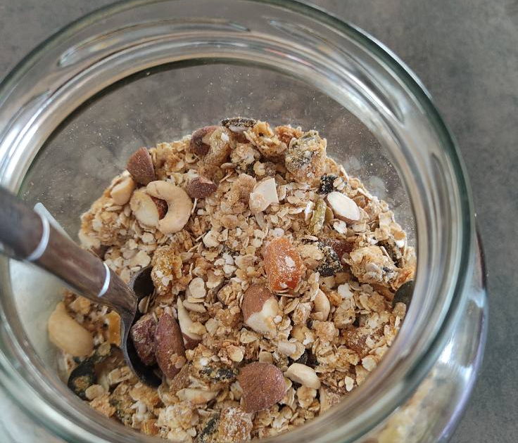Granola aux graines et au golden syrup