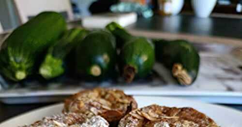 Muffins aux courgettes, raisins secs et amandes