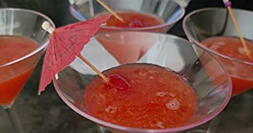 Frozé, le rosé glacé aux fruits rouges