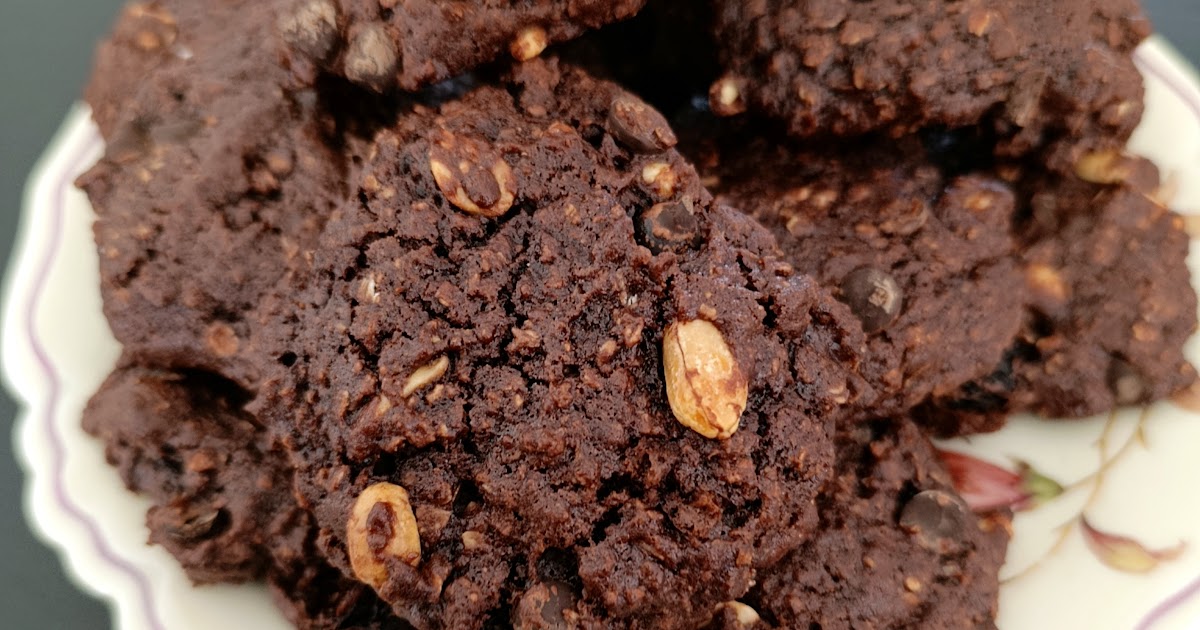 Cookies fourre tout au chocolat, cacahuètes et raisins secs