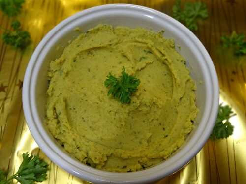 HOUMOUS