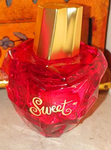 SWEET de LOLITA LEMPICKA®️