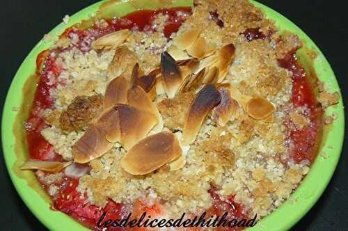 CRUMBLE DE FRAISES ET AMANDES