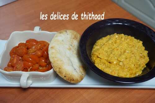 Dhal de lentilles et sa salade de tomates tiède