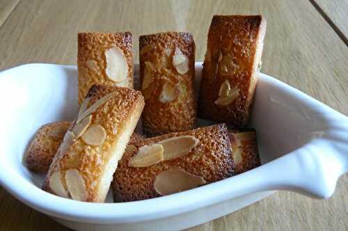 Mini financiers aux amandes