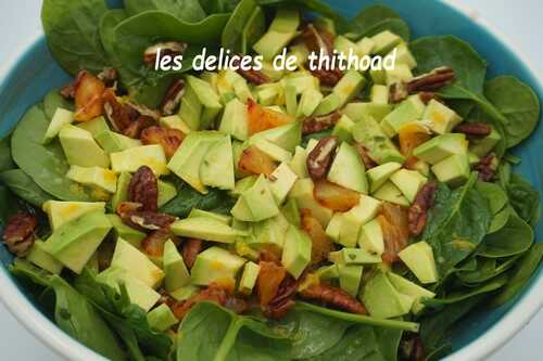 Salade d’épinards, avocat et orange