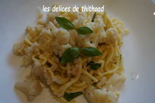 Spaguettis à l’ail et au chou fleur