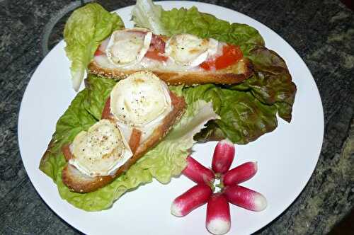 Tartine fromagère au four