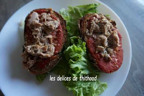 Tartines thon et tomates