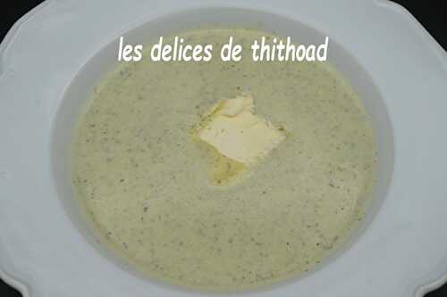 Crème de fèves au Brillat-savarin