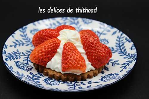 Tartelettes mascarpone, fromage blanc et fraises