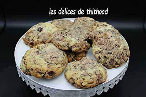 Cookies chocolat noisettes (CMUM, et UN JOUR UN LIVRE…)