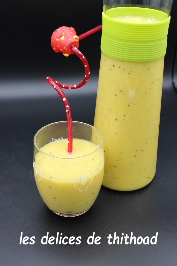 Jus de fruits multivitaminé