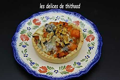 Tartelettes butternut, oignons et bleu