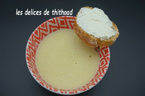 Potage poireaux, pomme de terre et St Môret (CMUM)