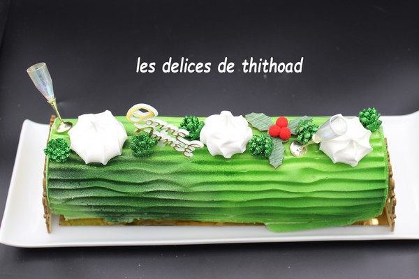 Bûche vanille, mangue, fruits de la passion