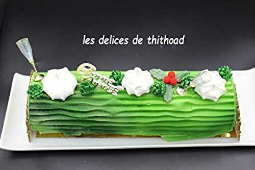 Bûche vanille, mangue, fruits de la passion