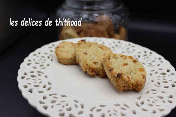 Sablés à l’amande et aux abricots secs