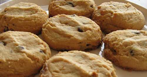 BISCUITS AU BEURRE D'ARACHIDES ET PÉPITES DE CHOCOLAT