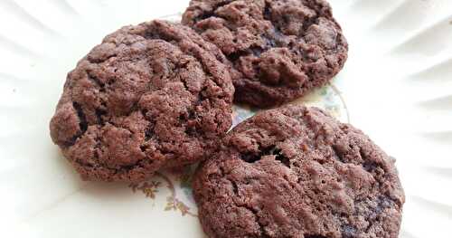 BISCUITS AU CORN FLAKES ET CHOCOLAT 