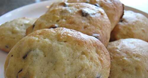 BISCUITS AUX BANANES, PÉPITES DE CHOCOLAT ET CRÈME SÛRE