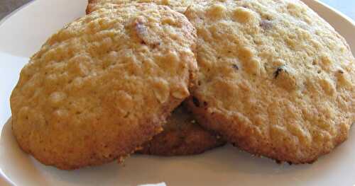 BISCUITS AUX CANNEBERGES ET CANNELLE