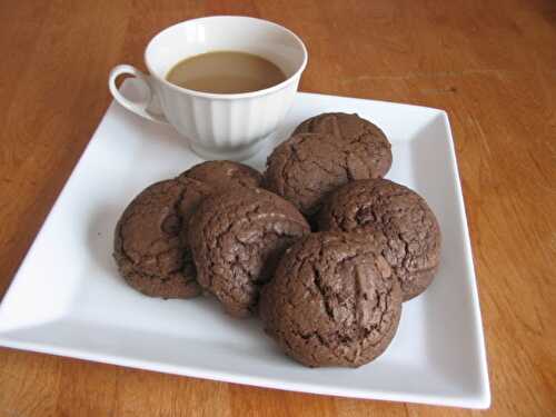 BISCUITS AVEC MÉLANGE À GÂTEAU