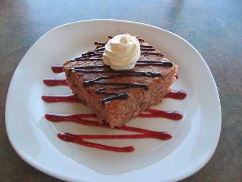 GÂTEAU AUX BANANES ET FRAMBOISES