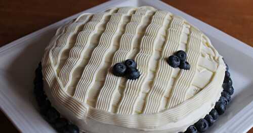 GÂTEAU AUX BLEUETS ET CHOCOLAT BLANC