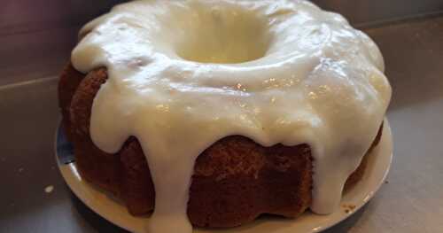 GÂTEAU AUX CAROTTES ET COMPOTE DE POMMES (blender)