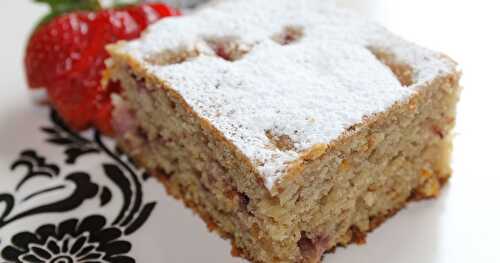 GÂTEAU AUX FRAISES ET ORANGE