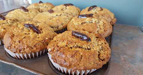 MUFFINS MAÏS, DATTES ET COMPOTE DE POMMES (blender)